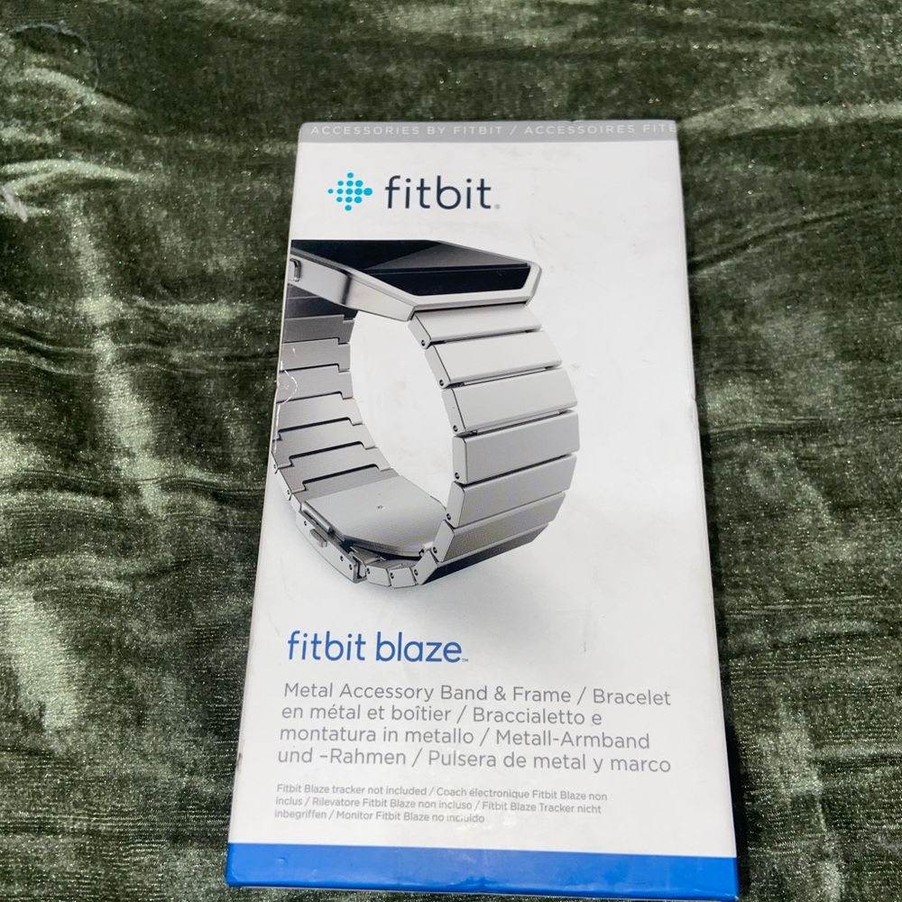 Fitbit Silver Metal Accessory Band & Frame for Fitbit Blaze